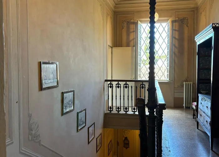 Dimora Pani E Tulipani Gæstehus Modena